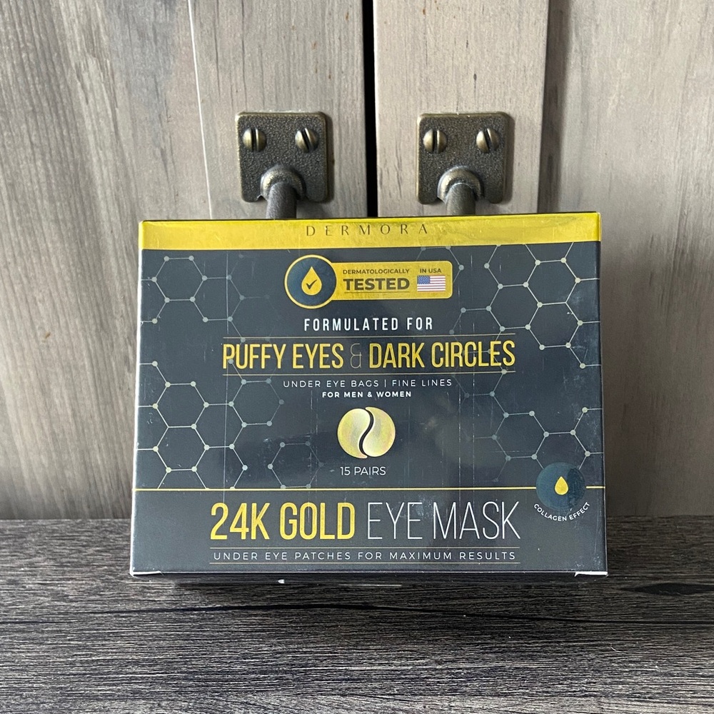 Eye Mask 24K Gold New in box 15 pairs Dermora Brand